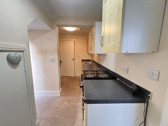 Hawthorn Road, Bognor Regis 1 bedroom flat to rent - Photo 1