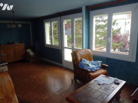 F3 RUE AUGUSTE LECHESNE - Photo 2