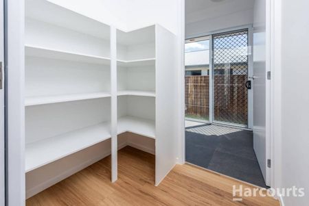 Executive Home in Popular Bargara! - Photo 5