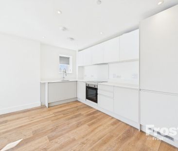 Bath Road, Slough, Berkshire,SL1 - Photo 5