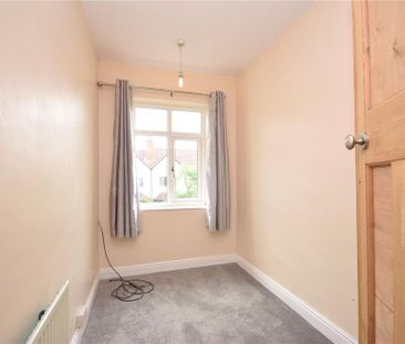3 bedroom terraced house to rent - Photo 3