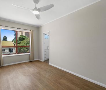 3/6 Saltram Road, Glenelg - Photo 5