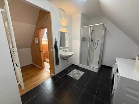 Traumhafte Penthousewohnung als Maisonette mit Dachterrasse und Garage - Photo 3