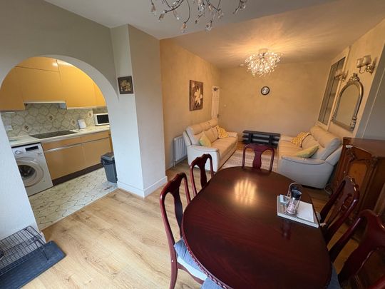 5 Bed Terraced House, Princes Avenue, N13 - Photo 1