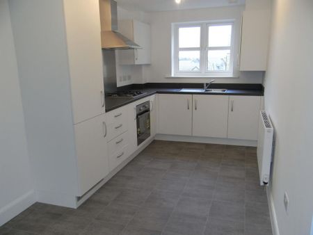 2 bedroom apartment to rent - Photo 4