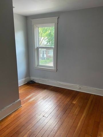 For Lease - 38 North Oval N/A, Hamilton, Ontario - Photo 3