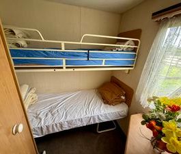 Monthly Rental Of £650pcm inclusive of Drainage and Council Tax but... - Photo 1