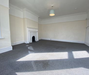 4 Bed Semi-Detached House, Fishponds Road, BS5 - Photo 5