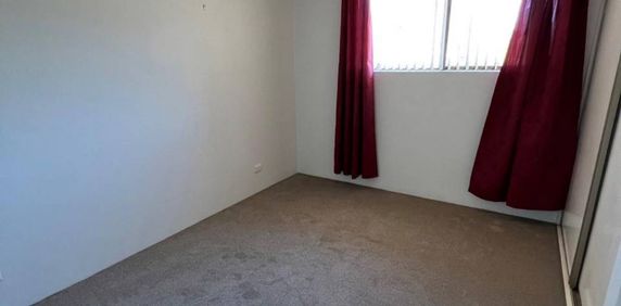 WALKING DISTANCE TO TOWN! - Photo 2