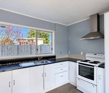 Mangere East, 2 bedrooms - Photo 3