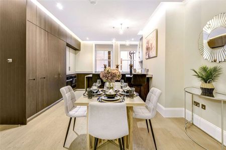 A light and modern five-bedroom, ground floor apartment spanning over 2,000 sq ft on a desirable road in South Kensington. - Photo 4