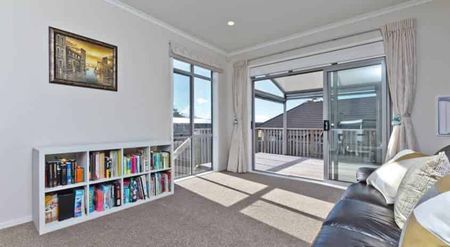 Generous size family home in Millwater - Photo 2