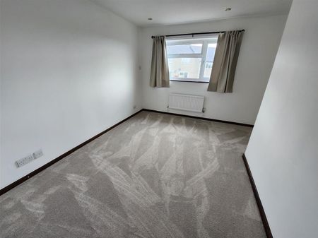 Fairways Avenue, Coleford - Photo 2