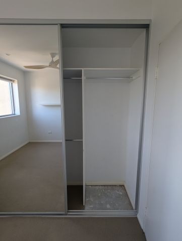 Marrickville - Photo 2