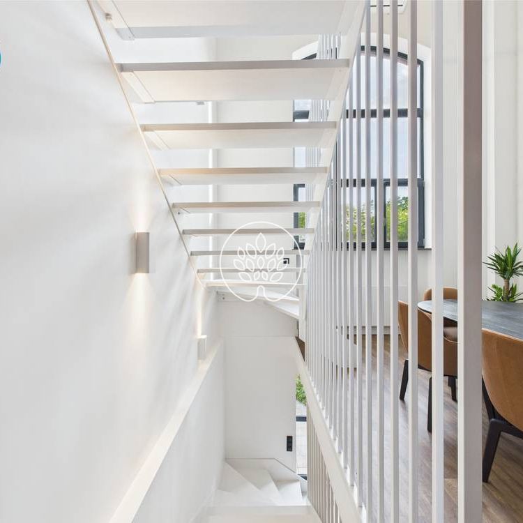 Luksusowy loft z ogródkiem w samym sercu miasta - Zdjęcie 1