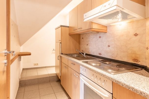 Loggia & Kamin. Wohnen mit Wohlfühlfaktor! - Photo 1