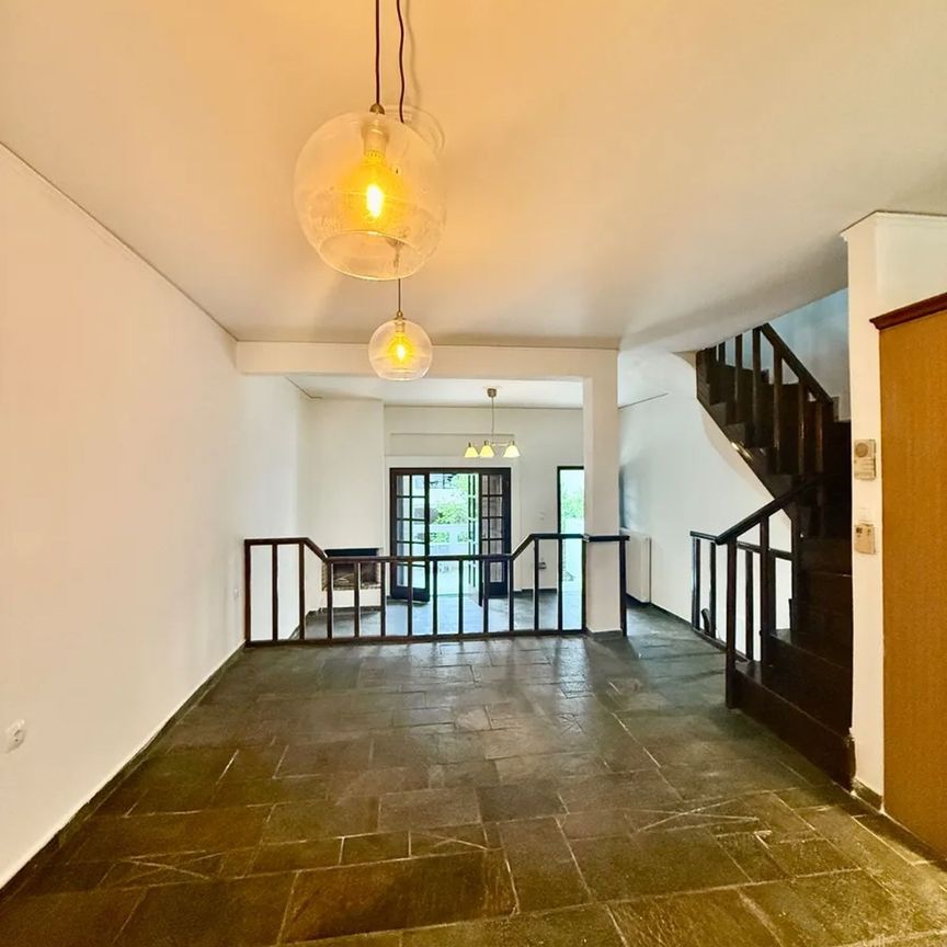 Ενοικίαση κατοικίας, 168 τ.μ., Γλυφάδα, 1.450 € - Photo 1