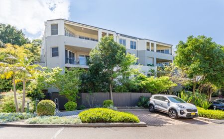 Stylish, Spacious And Modern Three Bedroom Apartment with access to Resort Style Facilities within the exclusive “Abbotsford Cove - Photo 3