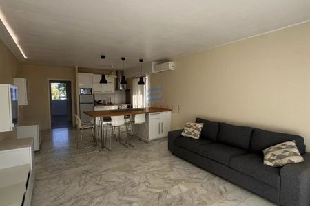 3 PIECES LUMINEUX VUE MER SAINT LAURENT DU VAR - Photo 5