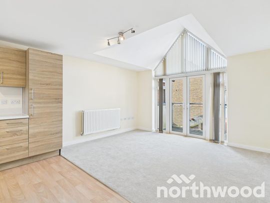 2 bedroom flat to rent - Photo 1