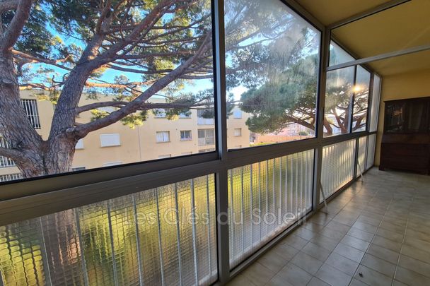 Location appartement 3 pièces 58 m² Bandol - Photo 1