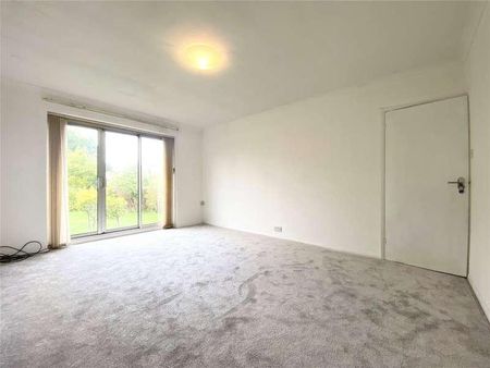 Barkham Road, Wokingham, Berkshire, RG41 - Photo 2