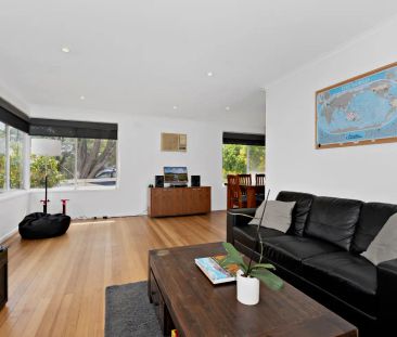 “Comfortable Family Home in Prime Karingal Location” - Photo 1