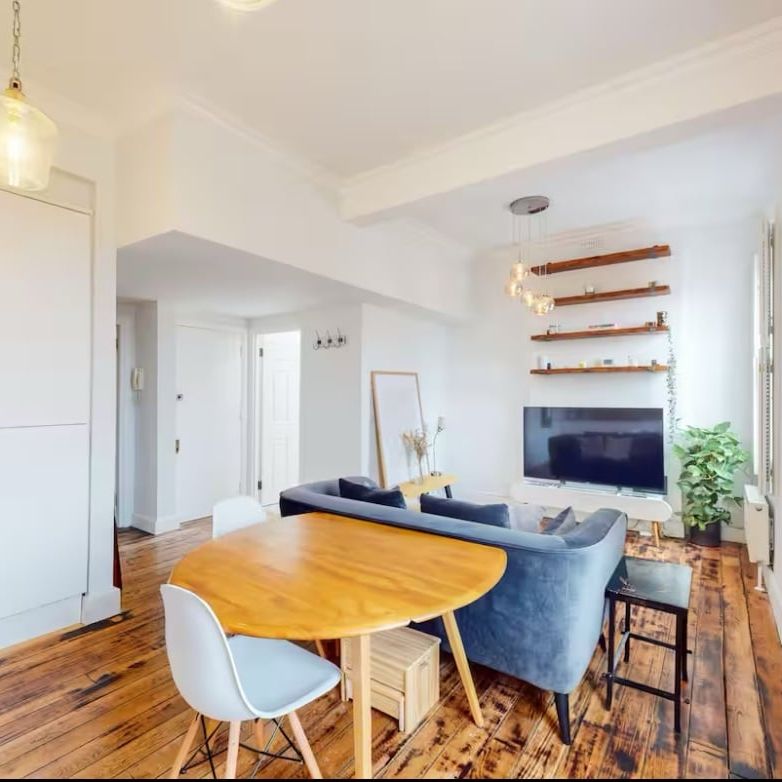 1 Bed Flat, Macaulay Road, SW4 - Photo 1