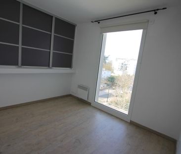 Location Appartement 3 pièces 91m² LE PLESSIS ROBINSON 92350 - Photo 6