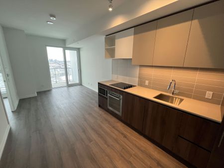 For Lease - 1000 Portage Parkway Unit# 1602, Vaughan, Ontario - Photo 4