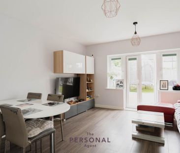 3 bedroom end of terrace house to rent - Photo 2
