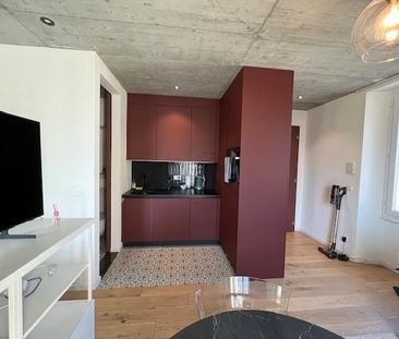 Joli studio meublé au 2ème étage avec petit balcon - Foto 1