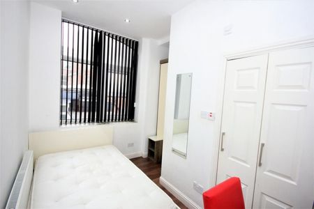 Flat , Connaught House, - Mount Street, Preston - Photo 3