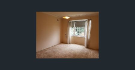 Bright & Comfortable house in a quiet street - Photo 5