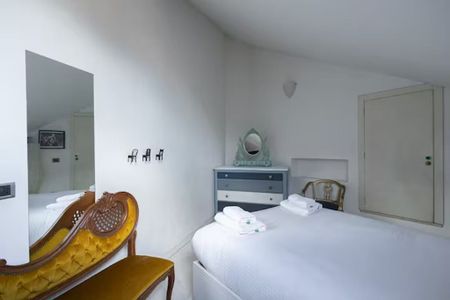 Via Giuseppe Giacosa, Milan, Lombardy 20127 - Photo 5