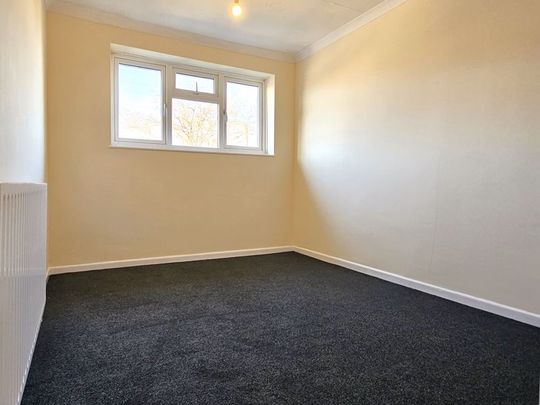 Hadley Way, Walsall - Photo 1