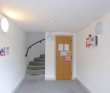 Apartment to rent in Milton Road, Cambridge, CB4 1XQ - Photo 1