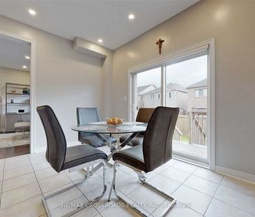 For Lease - 62 Romanelli Crescent, Bradford West Gwillimbury, Ontario - Photo 4