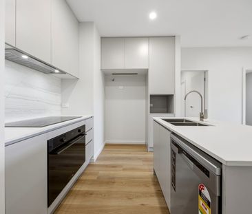 Brand New Home Offering Modern, Low-Maintenance Living - Photo 4