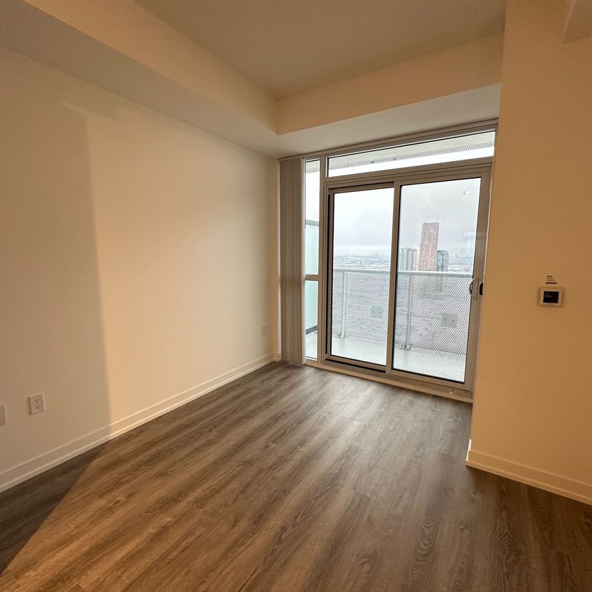 For Lease - 8 Interchange Way Unit# 4207, Vaughan, Ontario - Photo 1