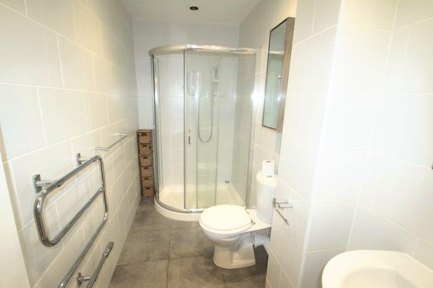 2 Bedroom | Flat 4, 18 Seaton Avenue, PL4 6QJ - Photo 1