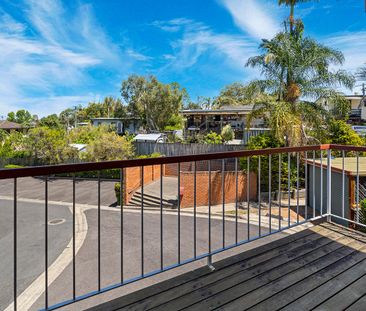 Cosy townhouse in a superb location - Photo 3