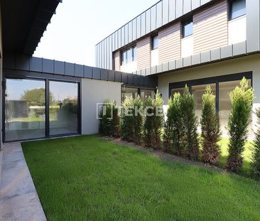 Rymlig Duplexvilla med Pool i Dosemealti, Antalya - Photo 1