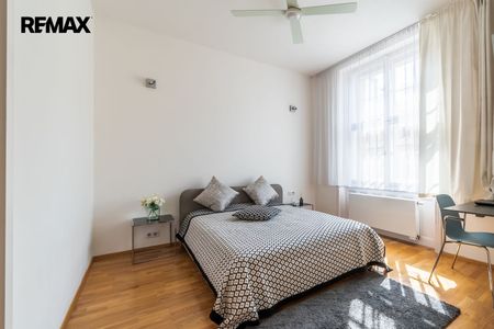 Pronájem bytu 2+kk 63 m² - Fotografie 4