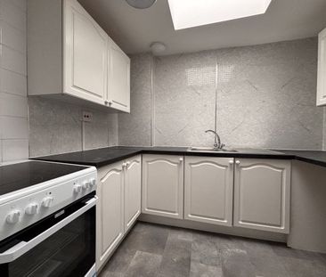 Lodge Road, Rugeley, WS15, Property for rent - Photo 4