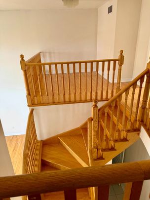 For Lease - 119 Laurendale Avenue, Georgina, Ontario - Photo 1