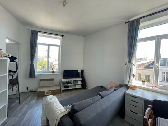 Location Appartement 3 pièces 40m² LILLE 59000 - Photo 1