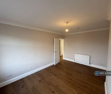 2 bedroom maisonette to rent - Photo 6