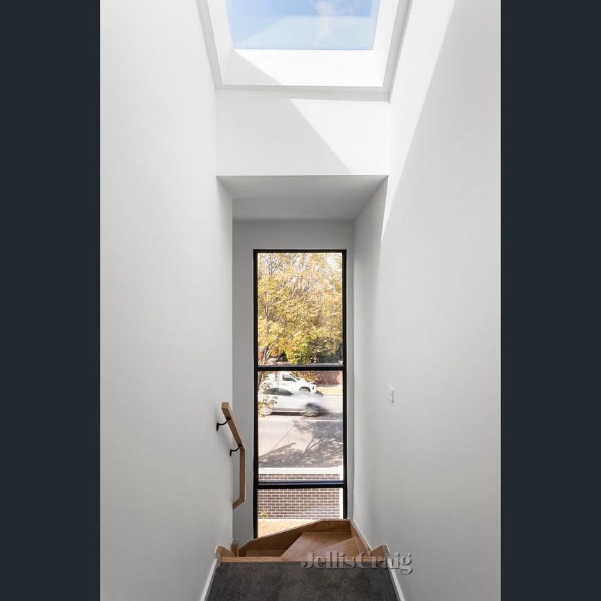 Well-Appointed Four Bedroom Residence In Advantageous Hawthorn East Location - Photo 1