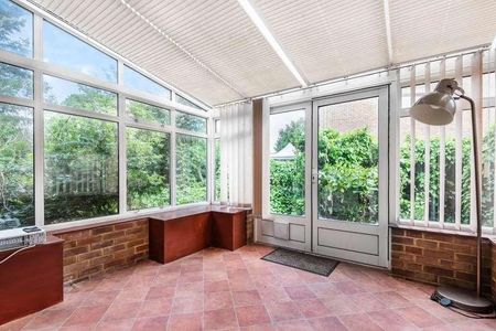 Camilla Close, Sunbury On Thames, TW16 - Photo 2